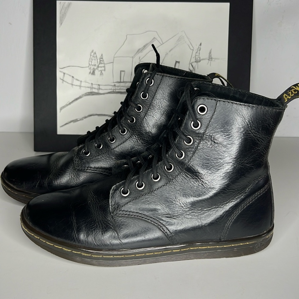 Dr Martens tobias 8 eye boots in black Women’s US Size 8 - Picture 2 of 16